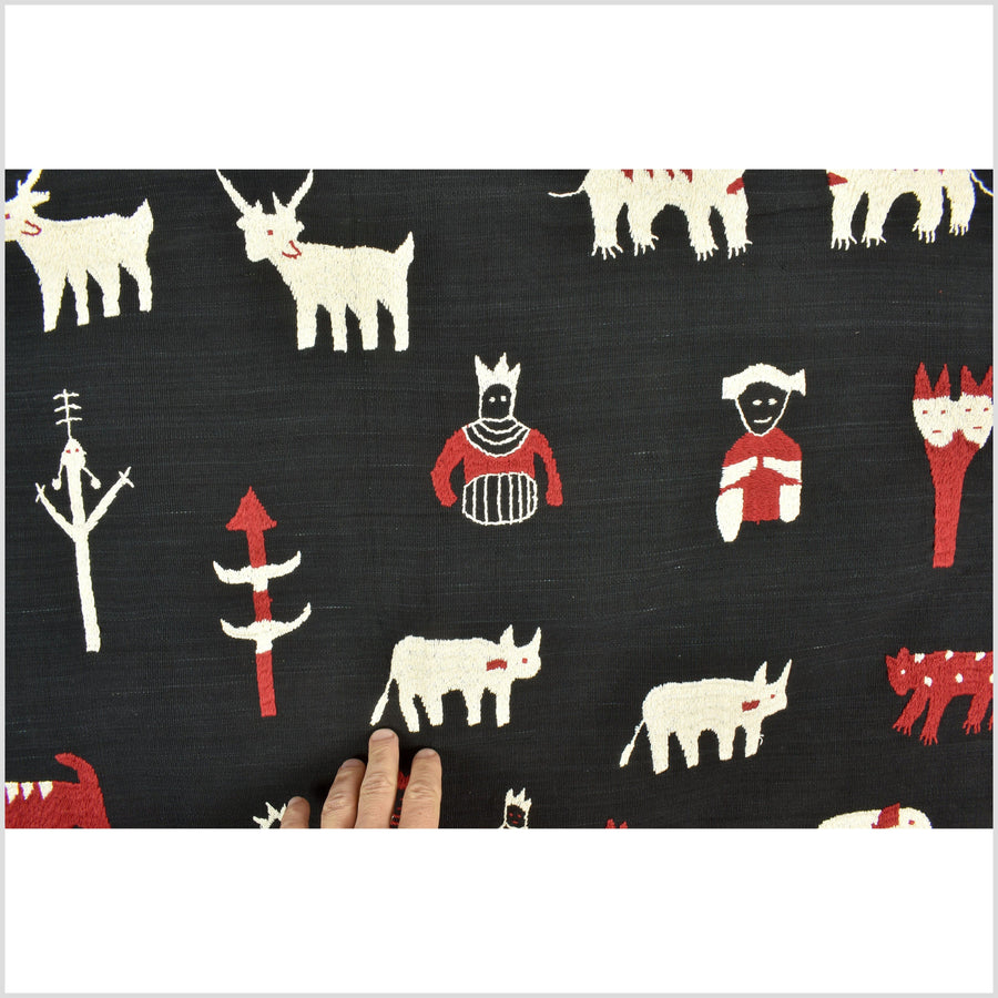 Smokey black red white Naga tribal textile cotton story quilt animal lover hunter's mecca boho hilltribe tapestry Thailand India RB65
