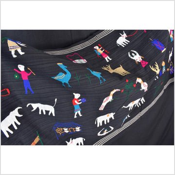 Striking variegated black cotton story quilt Naga tribal textile ethnic embroidered boho fabric Burma hill tribe tapestry Thai India ii242