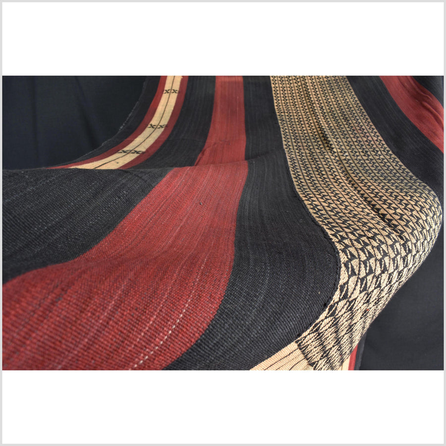 Spectacular vintage tribal home decor ethnic Naga blanket, natural dye, handwoven cotton throw boho Thailand Burma India tapestry II56