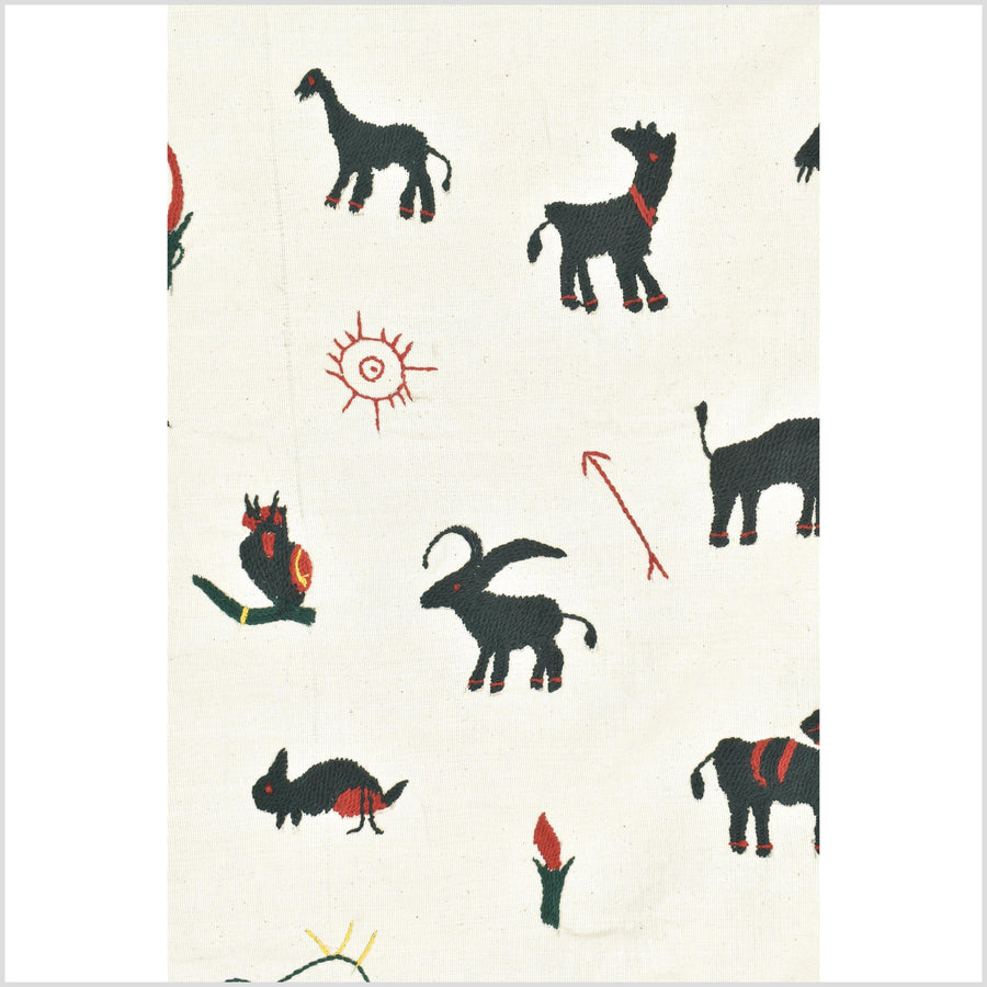 Ivory white cotton story quilt Naga tribal textile ethnic embroidered boho fabric Burma hill tribe tapestry Thai India Hmong MP16