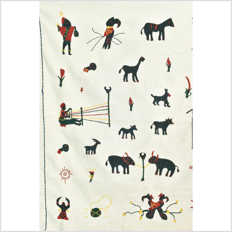 Ivory white cotton story quilt Naga tribal textile ethnic embroidered boho fabric Burma hill tribe tapestry Thai India Hmong MP16