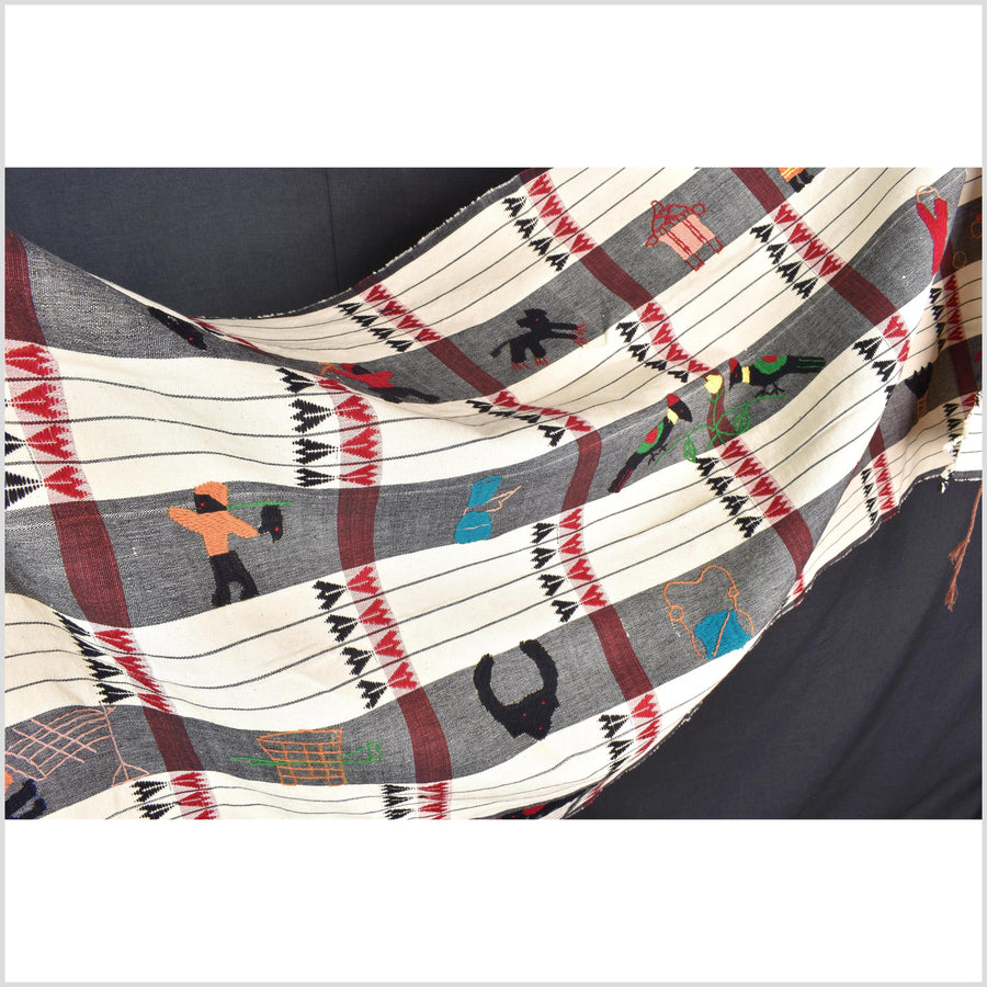 Unusual cream gray grid style cotton story quilt Naga tribal textile ethnic embroidered boho fabric Burma hill tribe tapestry Thailand India Hmong MP58