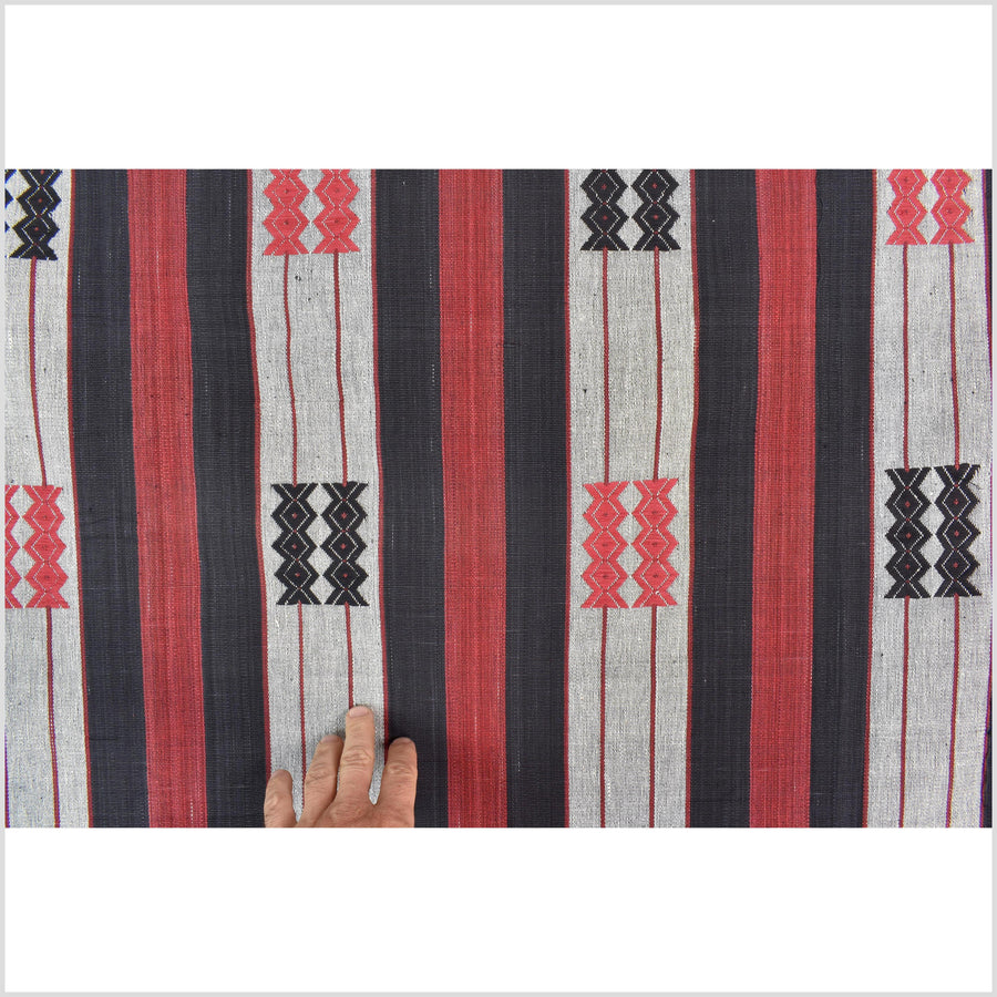 Handsome tribal home decor ethnic Naga blanket, geometric stripe, handwoven cotton throw boho Thailand Burma India tapestry MP61