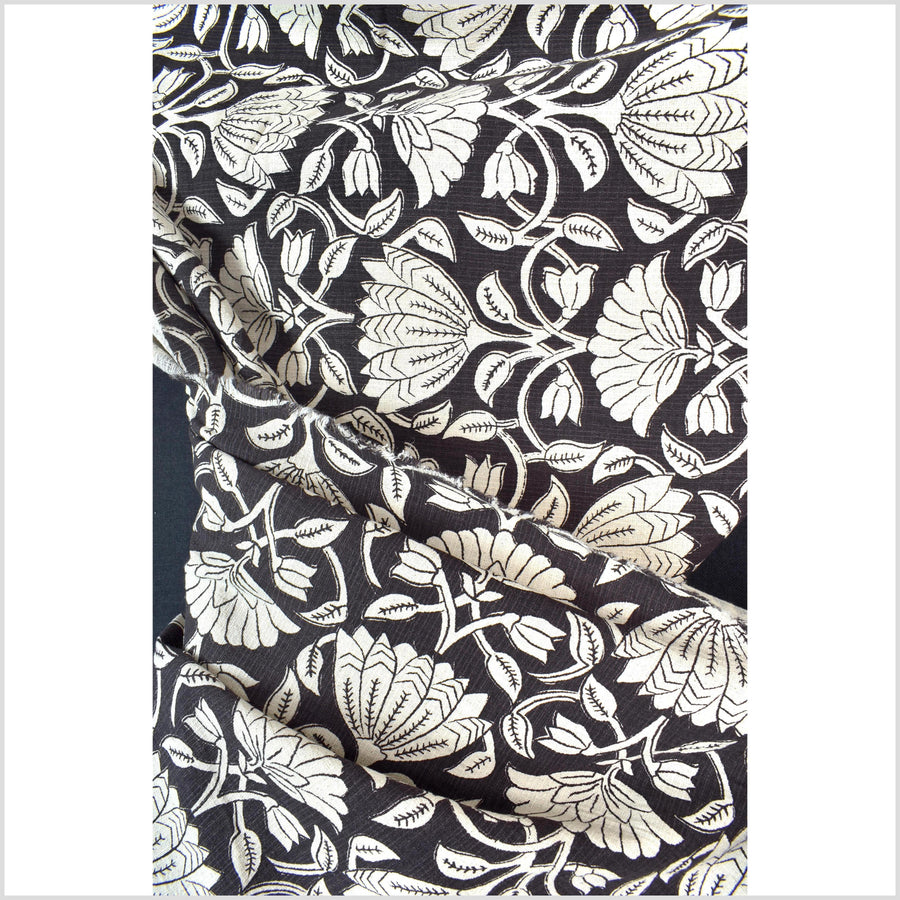 Fabulous charcoal black floral print 100% cotton fabric, medium weight textured cloth, Thailand craft supply, sold by 10 yards PHA437-10