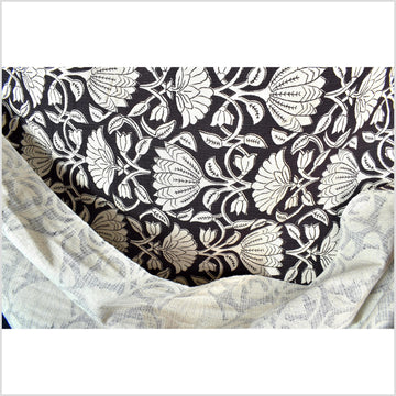 Fabulous charcoal black floral print 100% cotton fabric, medium weight textured cloth, Thailand craft supply, sold by 10 yards PHA437-10